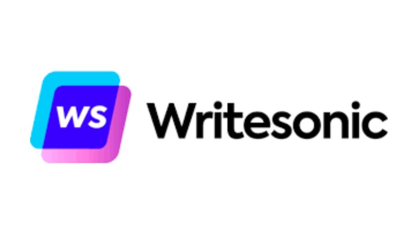 Writesonic: SEO-Focused Content Generation with Real-Time Insights