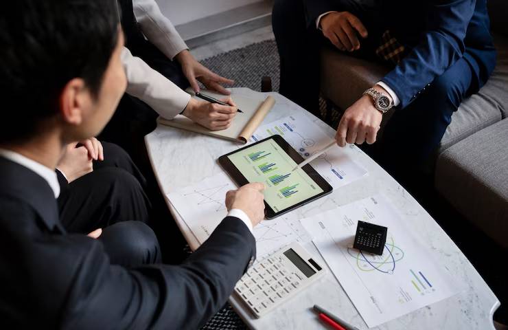 Early Warning Systems: Leveraging Data for Proactive Financial Protection