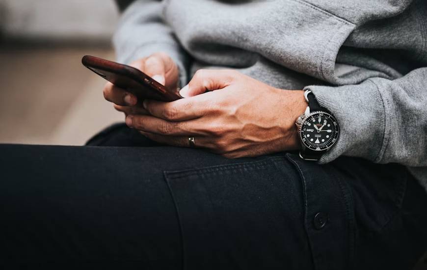 Beyond SMS: How RCS Features Transform Customer Communication