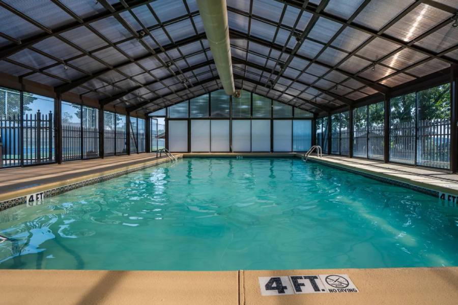 Resort Condos in Branson with Pools, Hot Tubs, and Room for the Whole Family